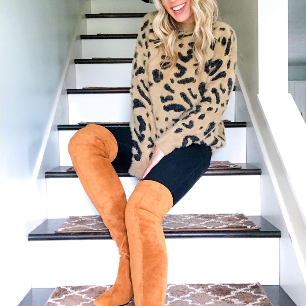 Leopard Crewneck Oversized Sherpa Sweater